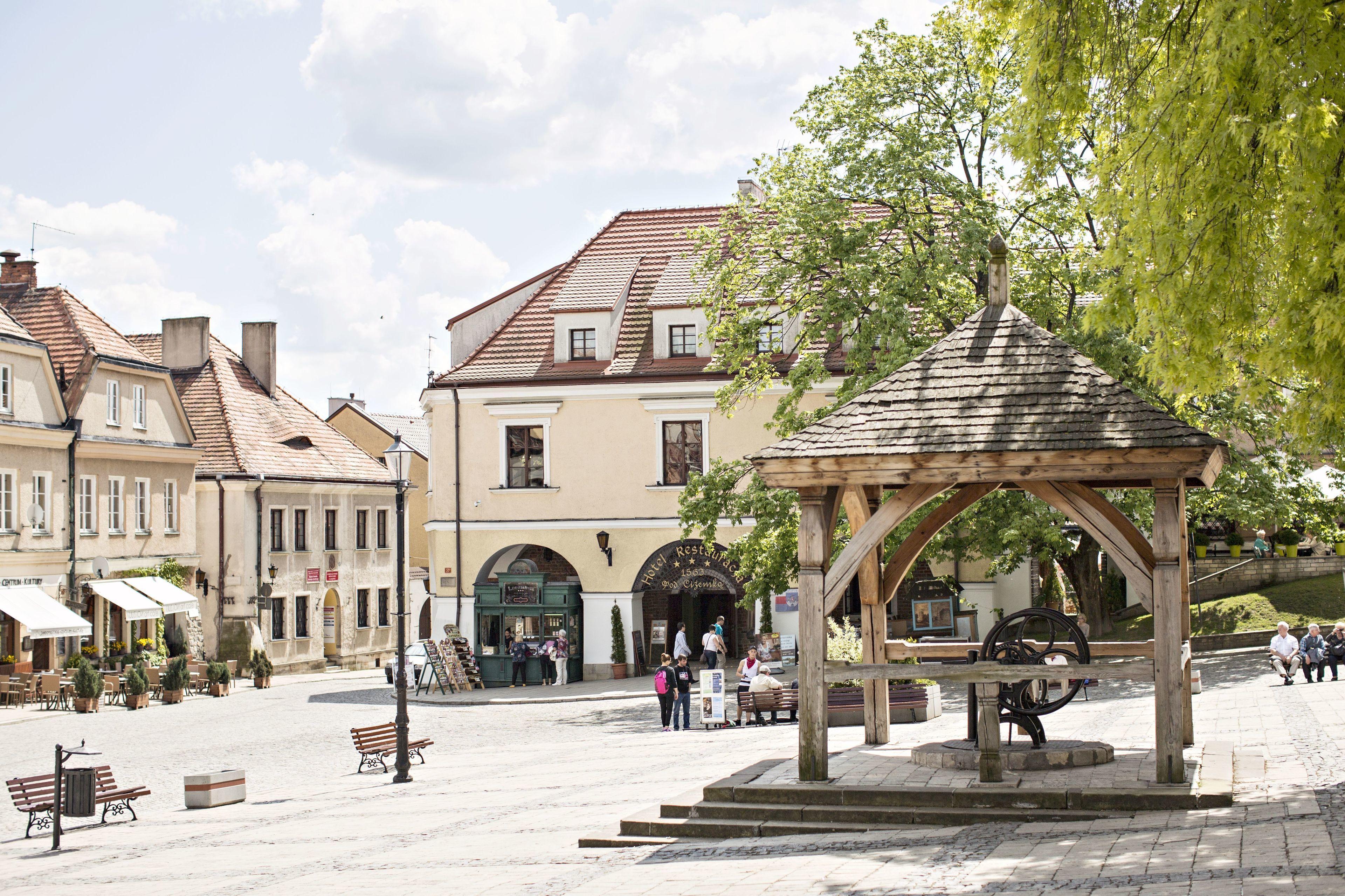 Gdzie Nocować w Sandomierzu: 4 Hotele w Centrum