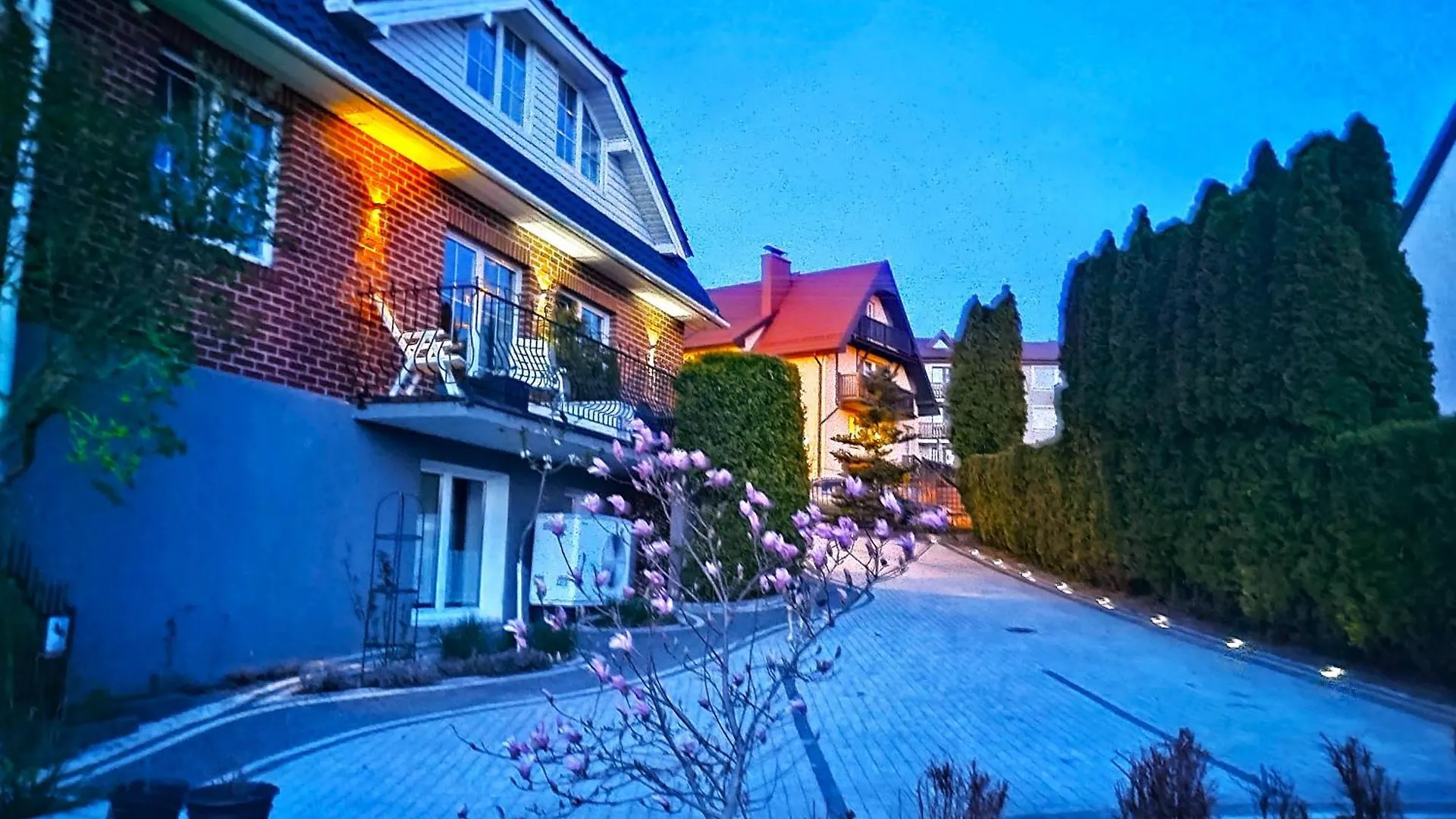 Gdzie Spać Blisko Sailors' Village: 5 Hoteli Rodzinnych
