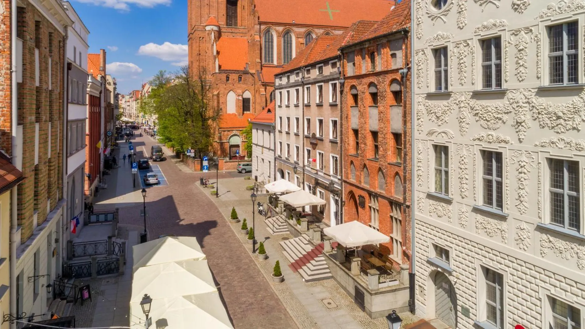 2 Hotele Blisko Park Dolina Marzeń z Wysoką Oceną