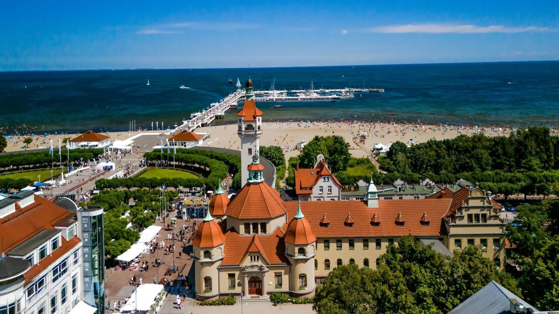 5 Hoteli Dla Rodzin w Dolnym Sopocie, Które Warto Znać