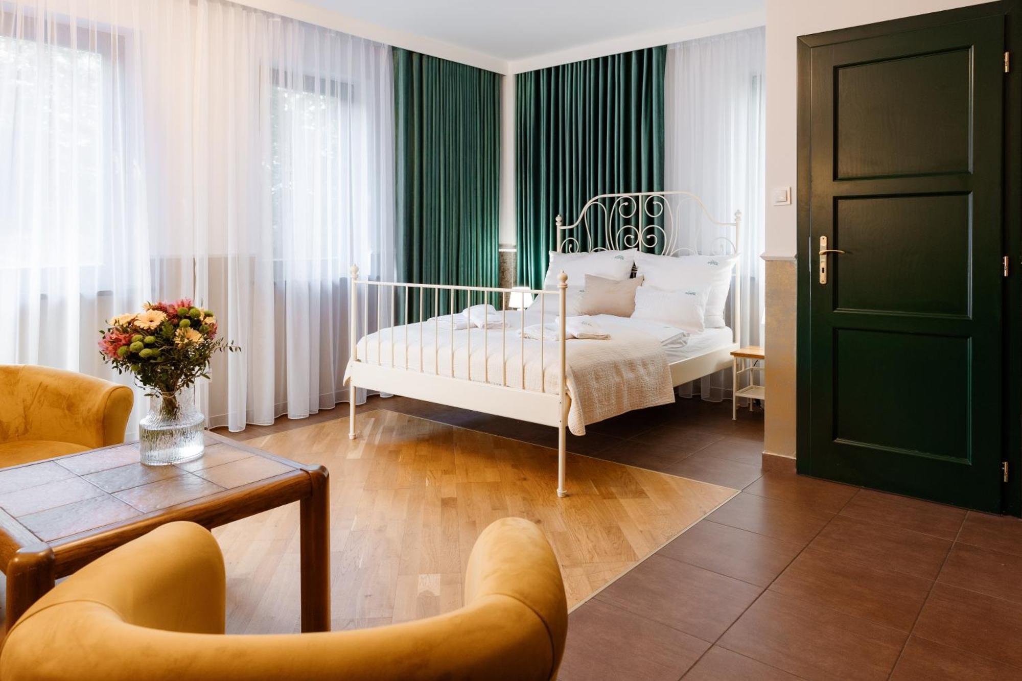 15 Centralnych Hoteli w Karpaczu Blisko Kościoła Wang