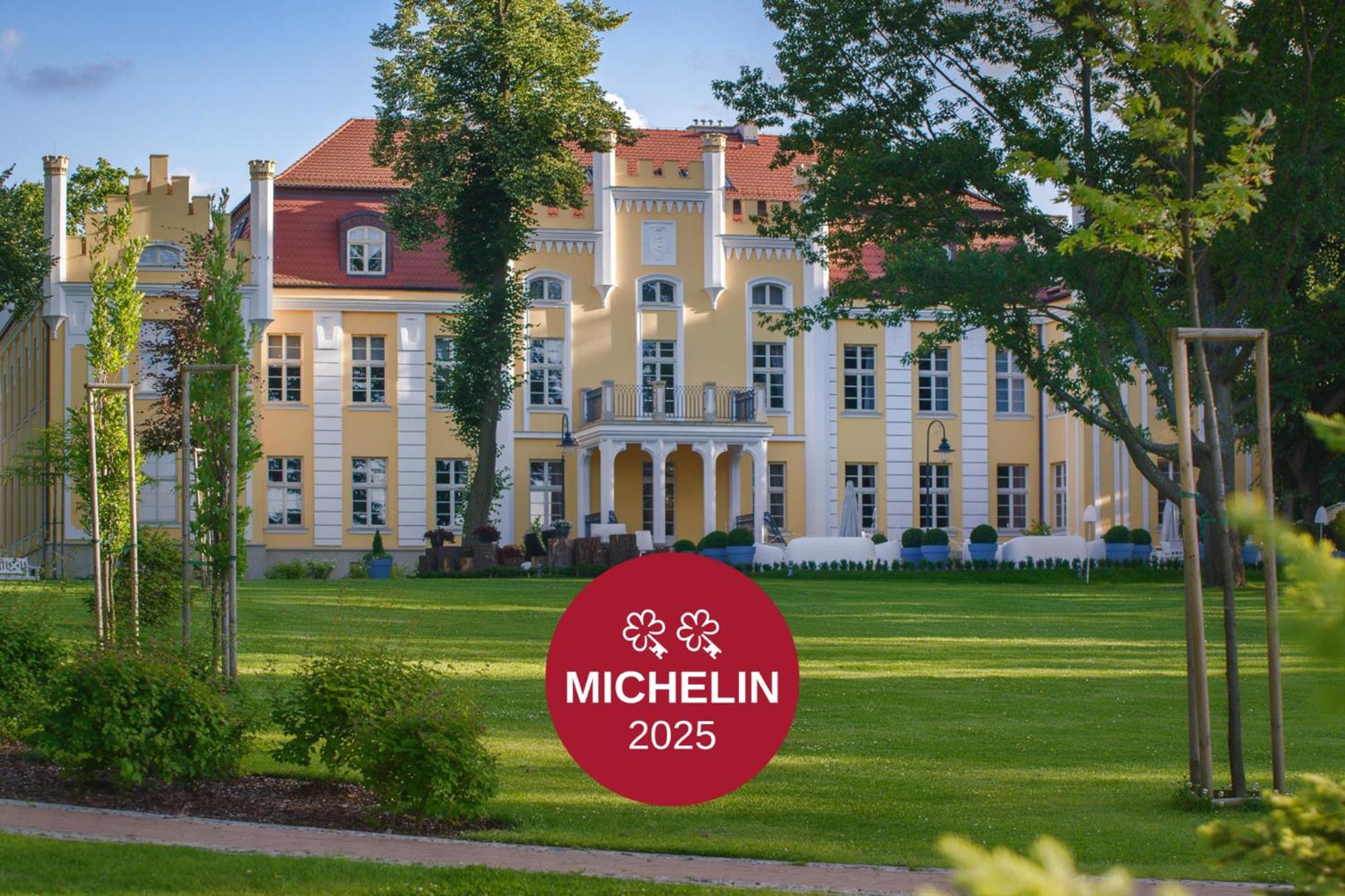 Gdzie Się Zatrzymać nad Bałtykiem: 8 Romantycznych Hoteli